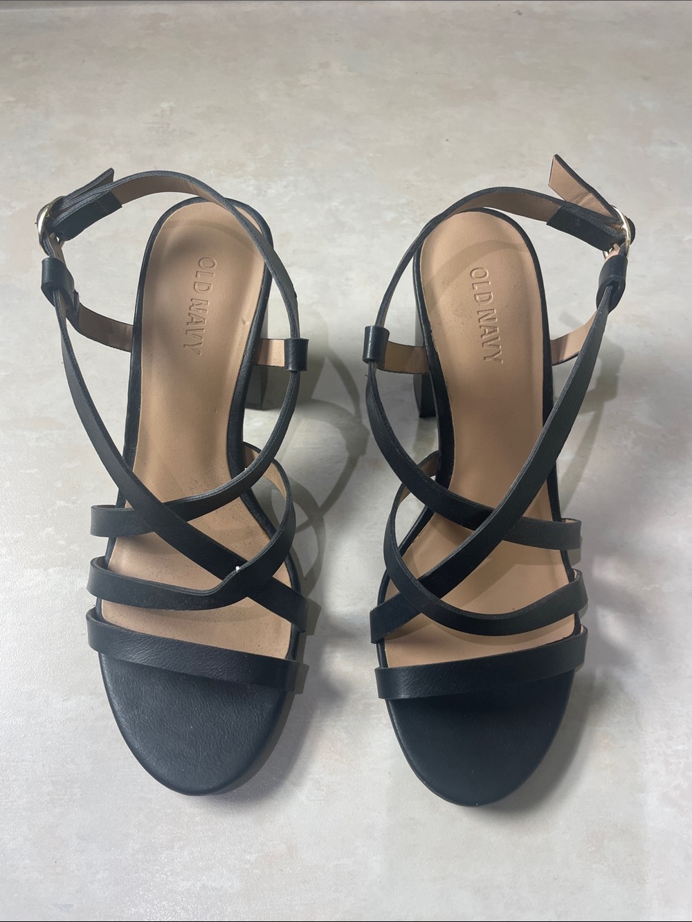 Old Navy Black Strappy Ankle Buckle Sandals Women’s Size 6